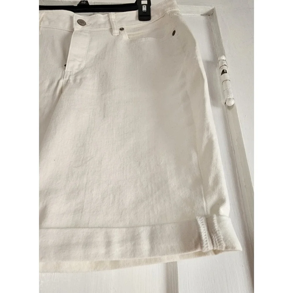 NWT SONOMA‎ white denim mid rise woman 12R cuffed Bermuda shorts inseam 9